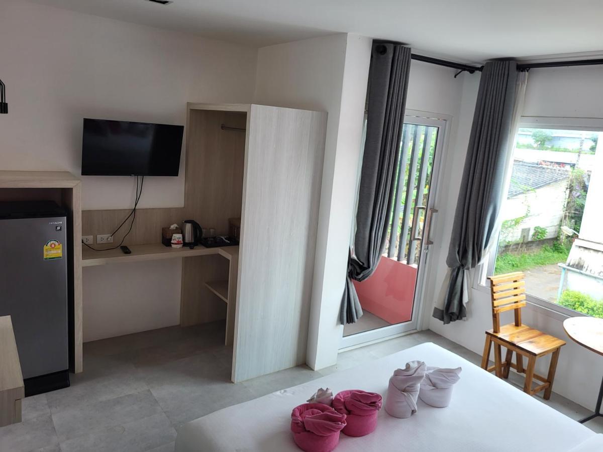 Pinky Hotel By Kanchana (Adults Only) Koh Lanta Exterior photo